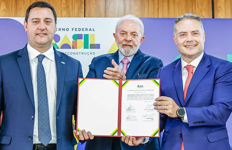 As empresas farão a gestão das rodovias por 30 anos (Ricardo Stuckert/Divulgação)