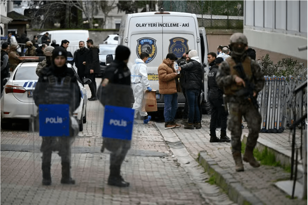 Ataque em igreja italiana em Istambul deixa um morto