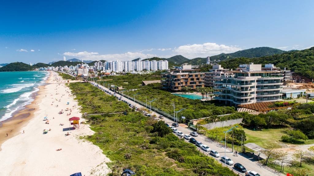 Conheça a praia de Santa Catarina com coberturas de R$ 50 milhões (não é em Balneário Camboriú)