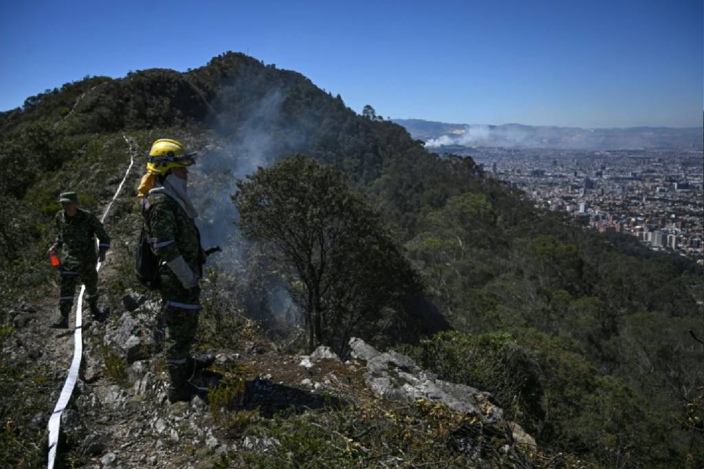 Centro da Colômbia sob 'calamidade pública' devido a incêndios florestais