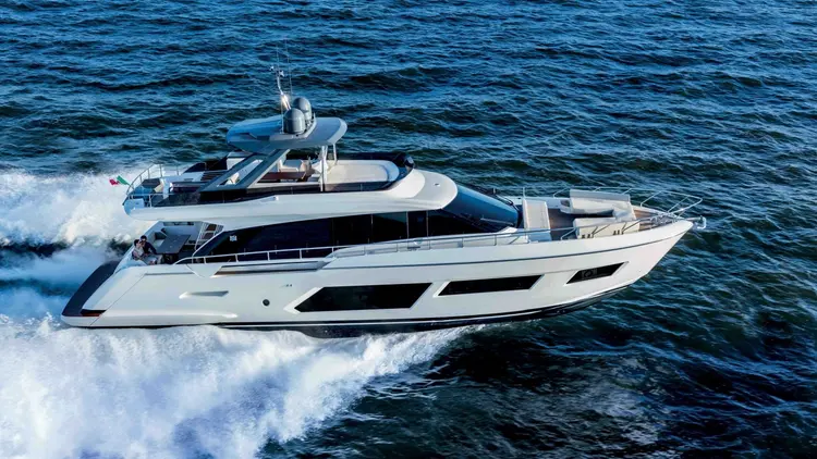 Ferretti Yachts 670 (Grupo OKEAN/Divulgação)