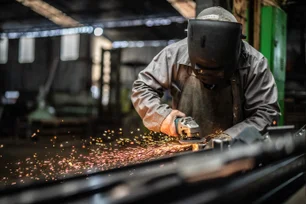 Imagem referente à matéria: Líderes industriais gastam até quase cinco vezes mais do que a Nova Indústria Brasil por ano