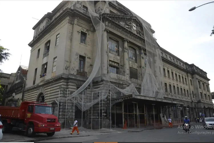 Governo: No Rio, o prédio histórico da União na Estação Ferroviária Leopoldina, no Centro, passará por reformas e será destinado a atividades culturais, educacionais e comerciais (Tomaz Silva/Agência Brasil)