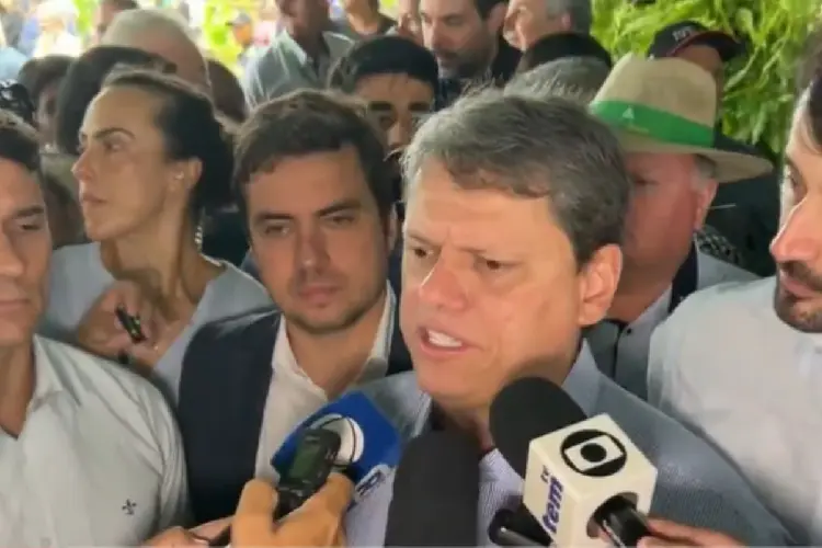 Tarcísio de Freitas, governador de SP, em feira agropecuária na cidade de Cândido Mota (Redes Sociais/Reprodução)