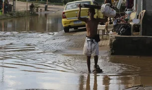 Chuva forte com raios atinge o Rio e provoca estágio 2 de alerta na cidade