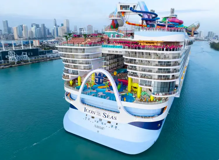 Icon of the Seas: navio tem 365 metros de comprimento.  ( Royal Caribbean/Divulgação)
