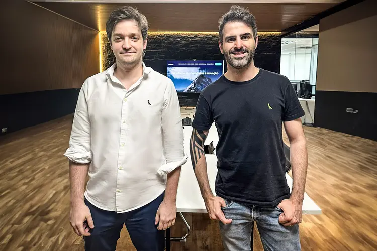 Daniel Cunha e Luiz Rizo, fundadores da BDR Asset: fundo Avarga redeu 330% em 24 meses (BDR Asset/Divulgação)