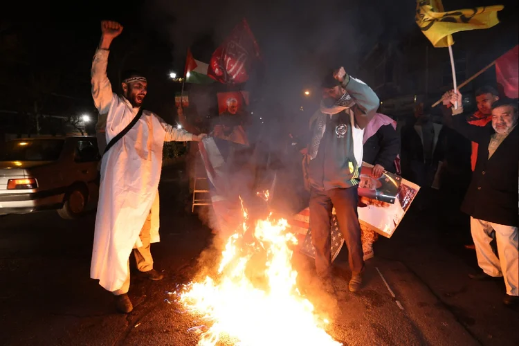 Ataque no Iêmen: governo do Irã e o grupo terrorista Hamas, condenaram a ofensiva e alertaram que o incidente teria consequências para a região (Atta Kenare/Getty Images)