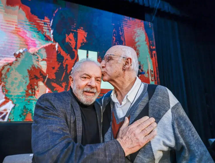 Presidente Lula e padre Julio Lancelotti (X/Reprodução)