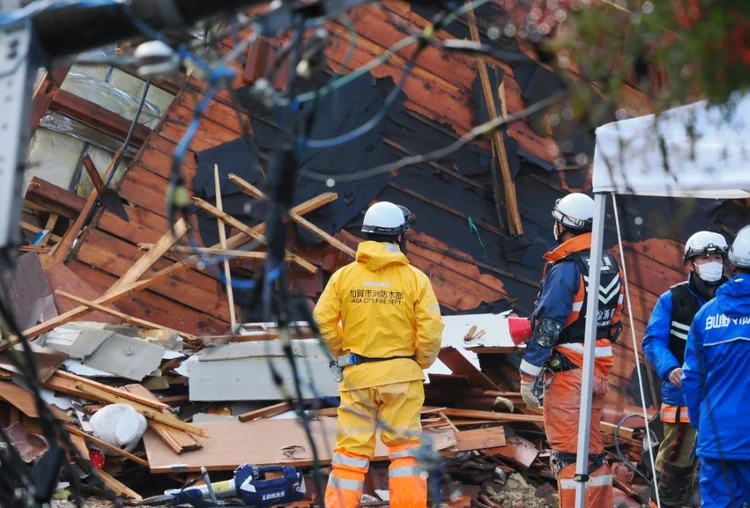 Japão: terremoto de magnitude 7,5 destruiu edifícios, causou incêndios e derrubou infraestruturas na Península de Noto (AFP/AFP)