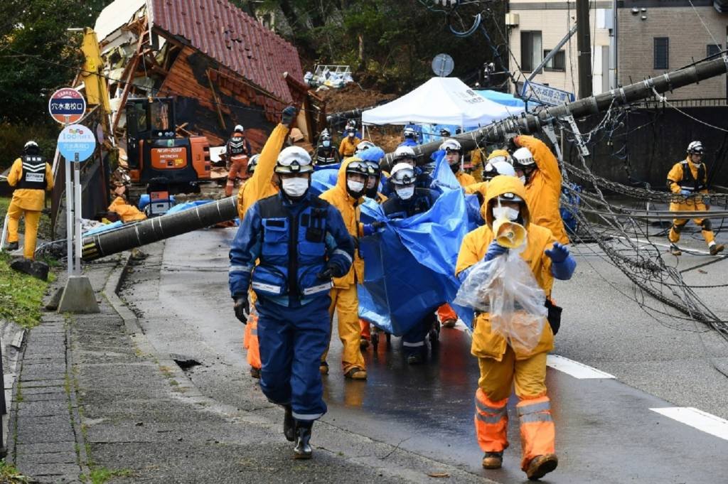 Passa de 300 número de desaparecidos no terremoto do Japão