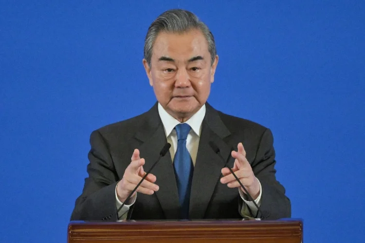 Wang Yi: chefe da diplomacia chinesa admitiu nesta terça-feira que as suas relações "encontraram sérias dificuldades no início do ano" passado (AFP/AFP Photo)