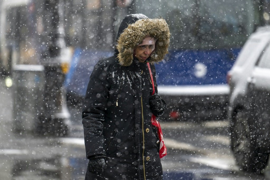 Forte tempestade de inverno atinge EUA e deixa dezenas de mortos esta semana