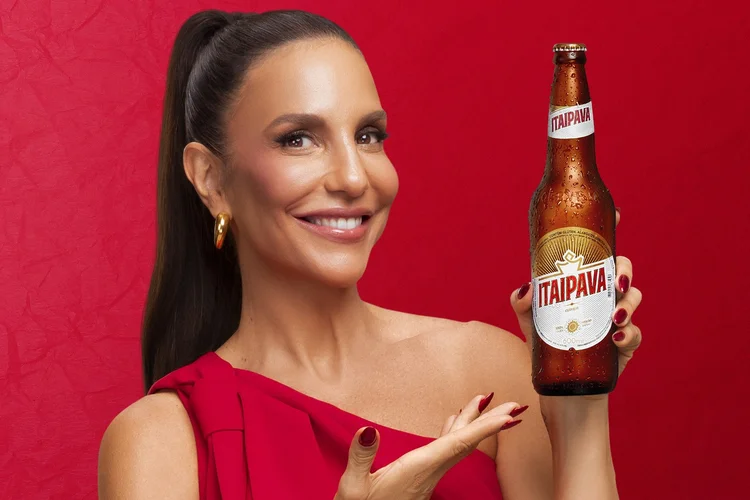 Vevita Sangalo, alter ego de Ivete Sangalo, em campanha da Itaipava (Divulgação/Itaipava)