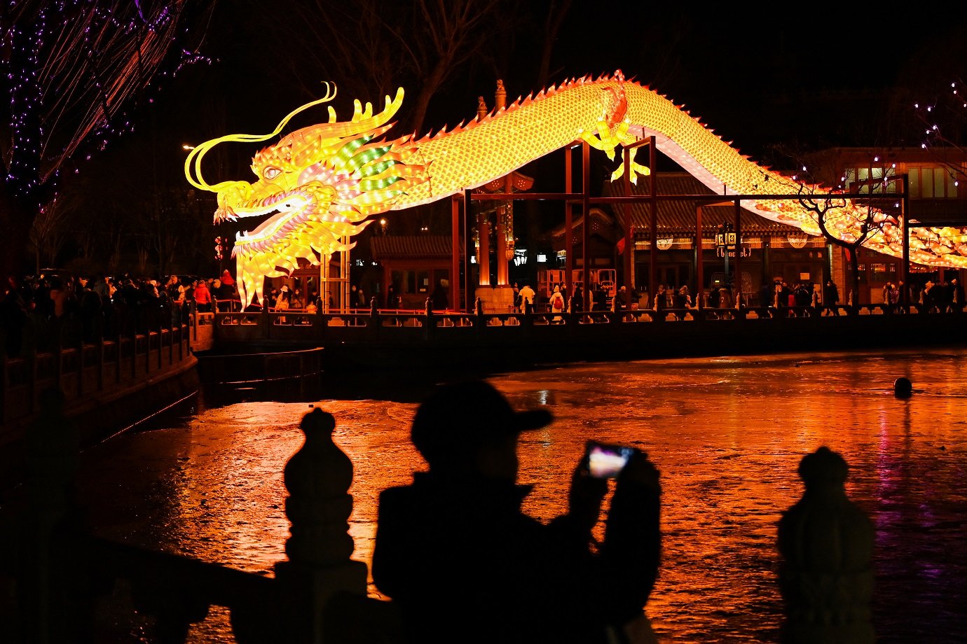 Pequim celebra o Ano Novo Chinês com festa tradicional no Parque Ditan