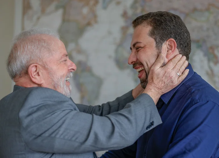 Lula e Boulos: Também são aguardados anúncios do governo Lula em outras áreas, como saúde e habitação (Ricardo Stuckert/Flickr)