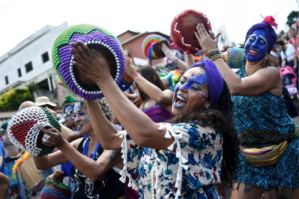 Carnaval 2024 em BH: veja datas e horários dos blocos por região
