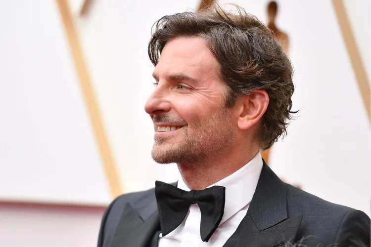 Bradley Cooper em cerimônia do Oscar de 2023 (Angela Weiss/Getty Images)