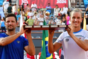 Imagem referente à matéria: Rafael Matos e Marcelo Melo passam às quartas de final em Wimbledon