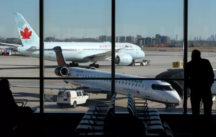Avião da Air Canada: empresa arcou com prejuízo do passageiro (Gary Hershorn/Getty Images)