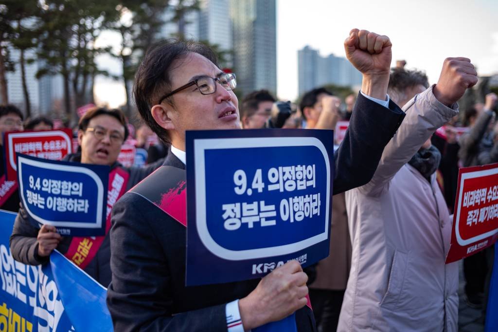 Crise de saúde na Coreia do Sul: por que os médicos estão protestando?