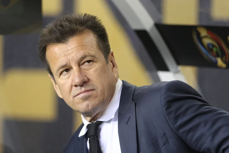 FOXBOROUGH, MASSACHUSETTS - JUNE 12:  Brazil head coach Dunga in the dugout before the Brazil Vs Peru Group B match of the Copa America Centenario USA 2016 Tournament at Gillette Stadium on June 12, 2016 in Foxborough, Massachusetts. (Photo by Tim Clayton/Corbis via Getty Images) (Tim Clayton/Getty Images)