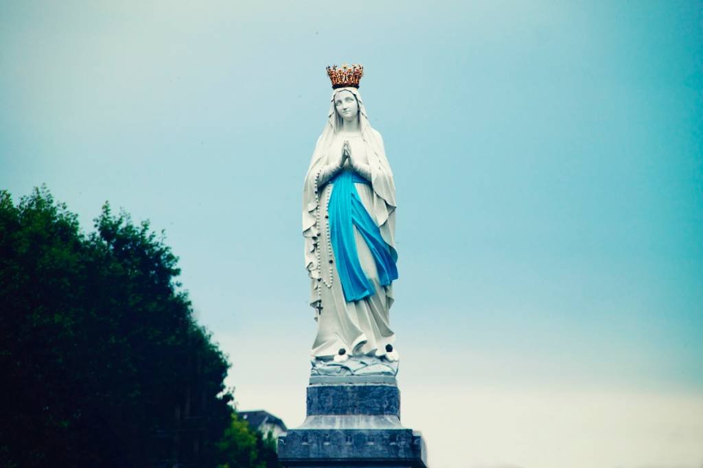 Dia de Nossa Senhora de Lourdes: entenda a origem da data comemorativa de 11 de fevereiro