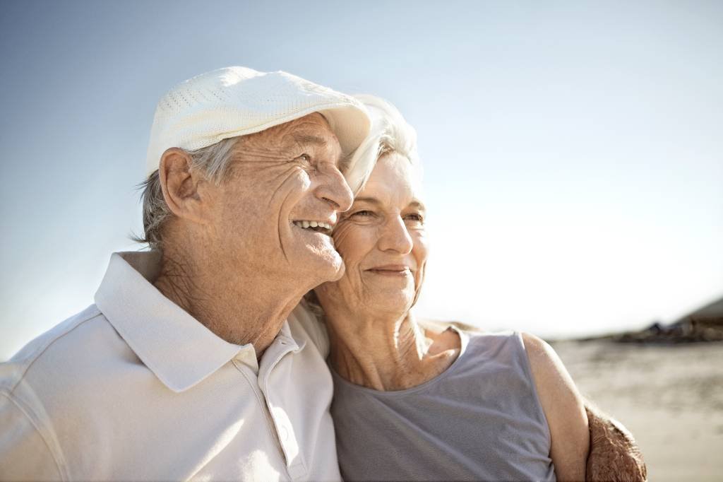 Pessoas com mais de 70 anos podem escolher se casar com partilha de bens, decide STF