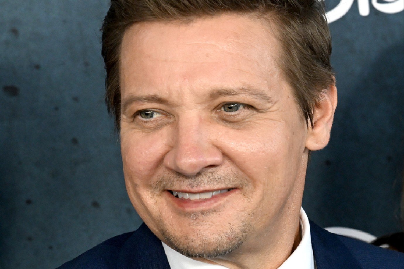 Jeremy Renner, de Gavião Arqueiro, detalha como foi ficar entre a vida e a morte após grave acidente