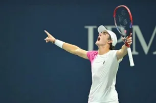 João Fonseca se classifica para o Australian Open e enfrentará número 9 do mundo na primeira rodada