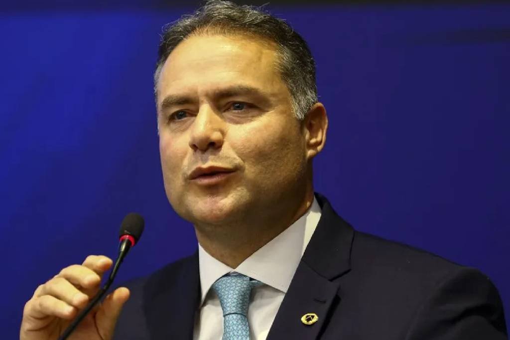 Governo espera investimentos de R$ 100 bilhões com contratos de concessão, diz Renan Filho