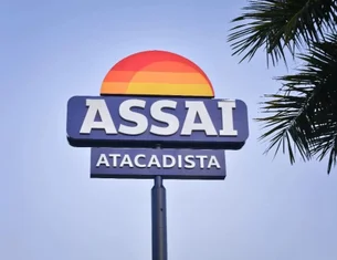 Assaí atinge 45,8% de negros na alta liderança e avança na estratégia ESG