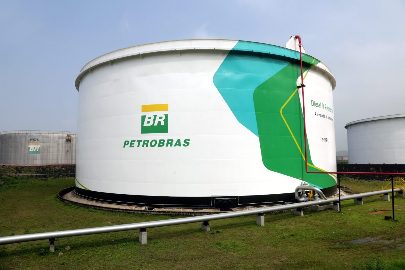 29/02/2024 - Tanque de Diesel R5 na RPBC Petrobras