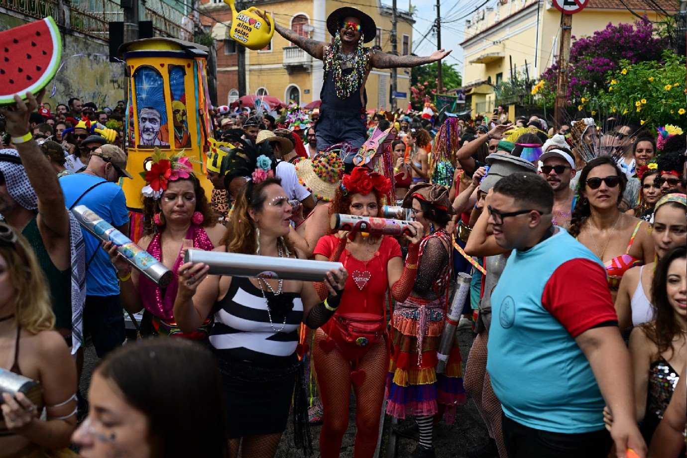 Carnaval no Rio tem redução de 20% em crimes e aumento de prisões