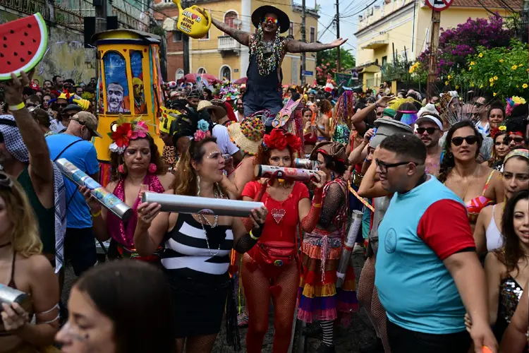 Carnaval no Rio: reforço do efetivo policial pode ter contribuído para a queda na criminalidade (Pablo Porciuncula/Getty Images)
