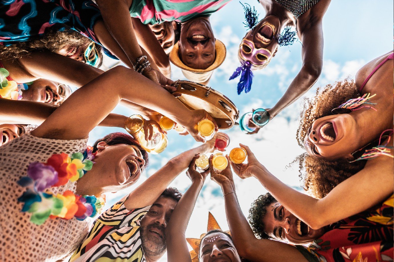 Carnaval 2024: cachaça, caipirinha e chopp crescerão no consumo — e lideram nos impostos