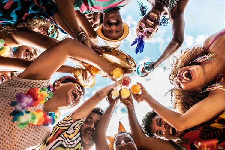 Carnaval 2024: bebidas alcoólicas podem ficar mais caras neste ano (	FG Trade/Getty Images)