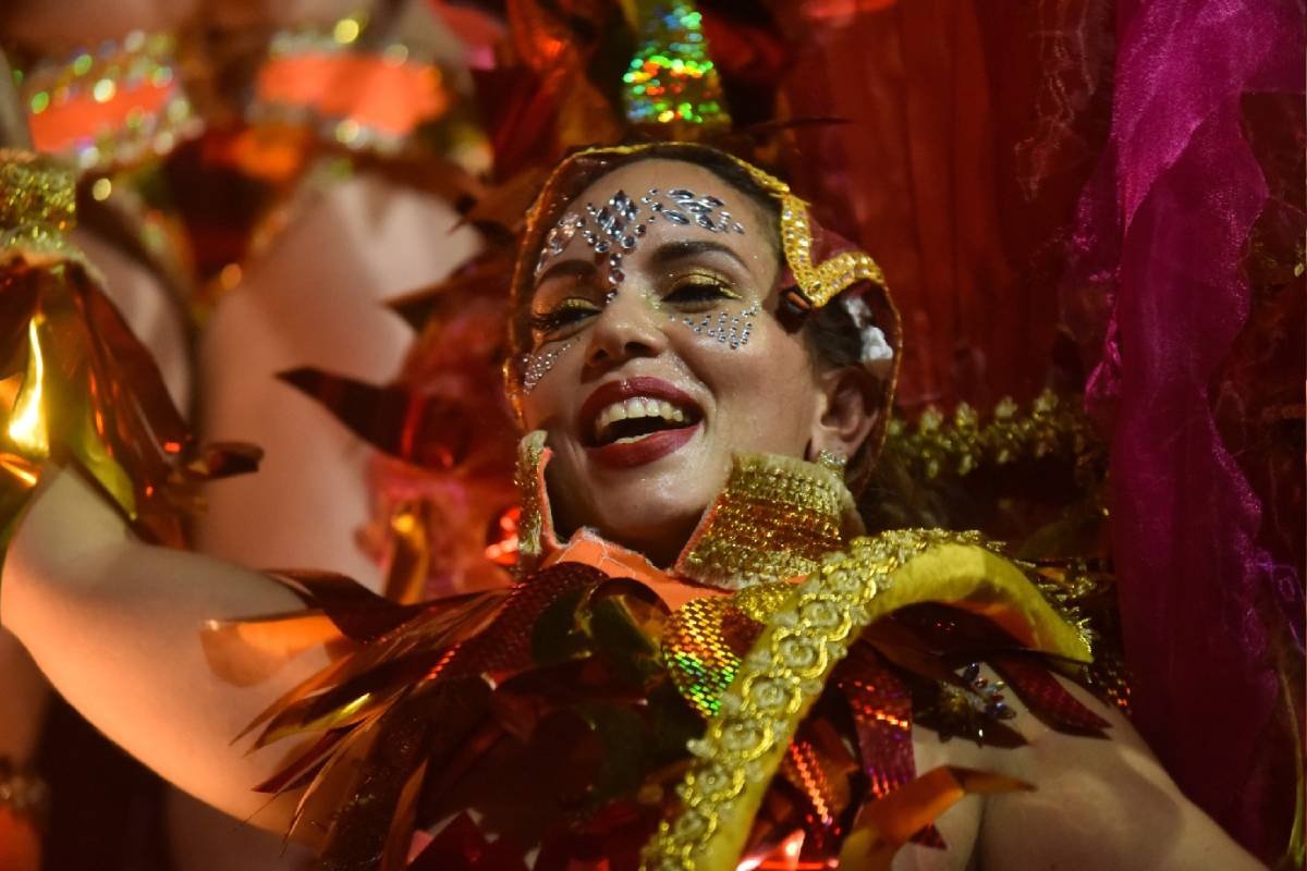 Carnaval 2024: Qual é a escola de samba mais popular da Sapucaí? Pesquisa  revela | Exame