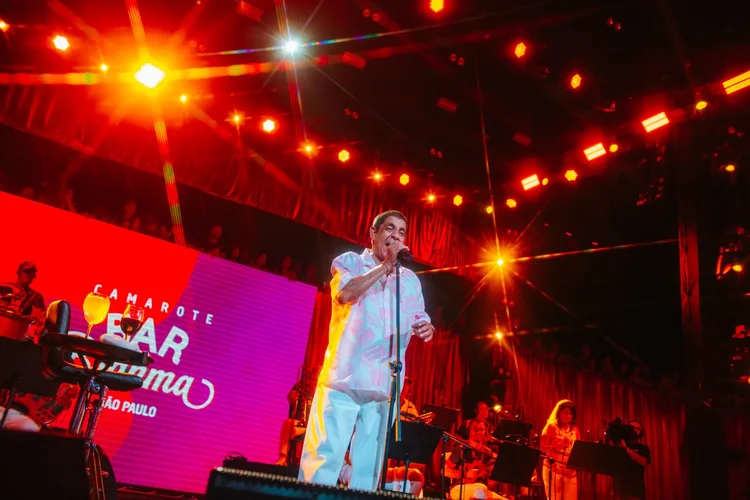 Zeca Pagodinho se apredenta pela 11ª vez no Camarote Bar Brahma. (@timedefotos/Divulgação)