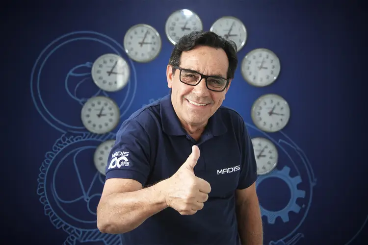 Francisco Pedrosa, diretor comercial da Madis: além de cronômetro, empresa também vende relógios-ponto e softwares de controle de acesso (Madis/Divulgação)
