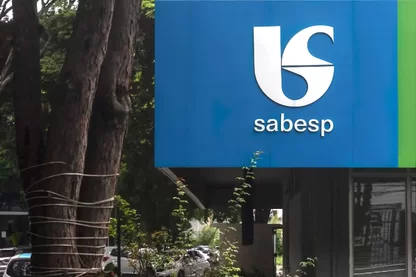 Imagem referente à notícia: Ricardo Nunes sanciona projeto que trata da privatização da Sabesp em São Paulo
