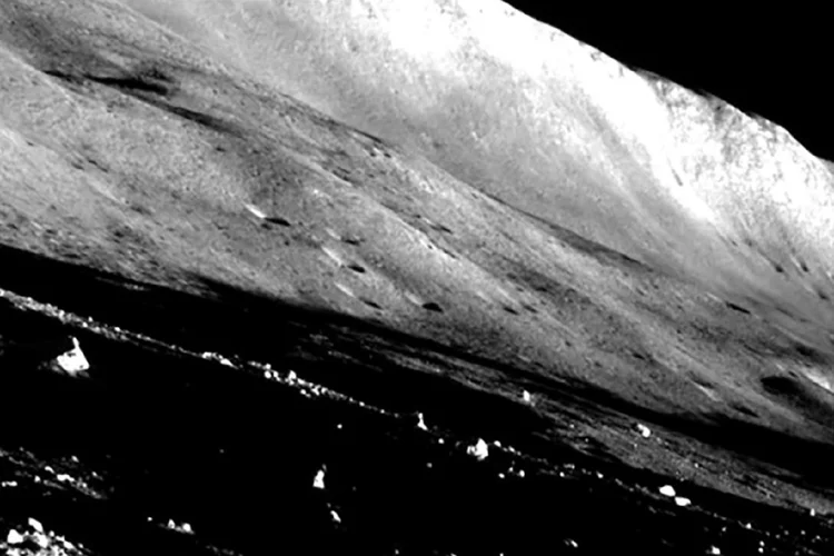 "Ontem à noite enviamos uma ordem, à qual o SLIM respondeu", disse a Jaxa na rede social X.