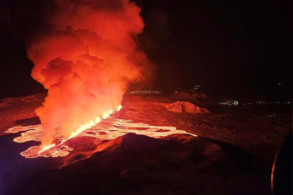 Rio de magma de Grindavik, na Islândia, teve fluxo recorde