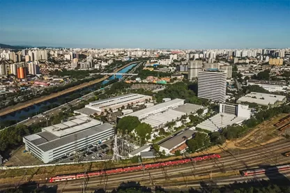 Imagem referente à notícia: De galpão a escritório: maior complexo comercial de São Paulo atrai empresas para além da Faria Lima