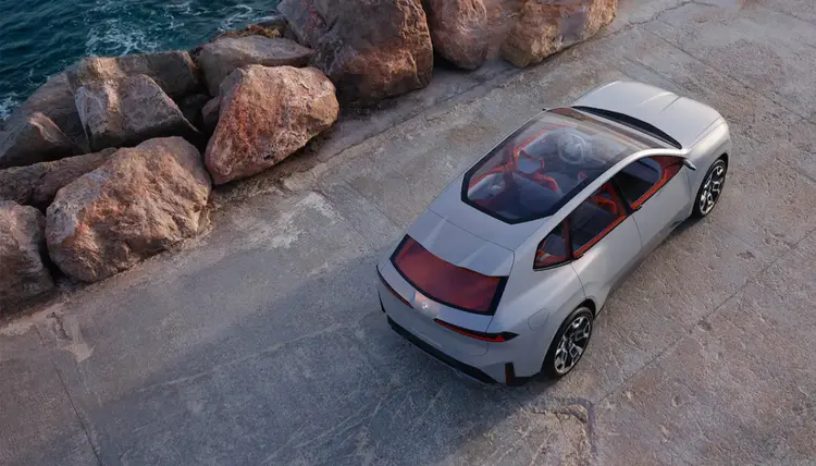 BMW Vision Neue Klasse X: carro começará a ser produzido no próximo ano