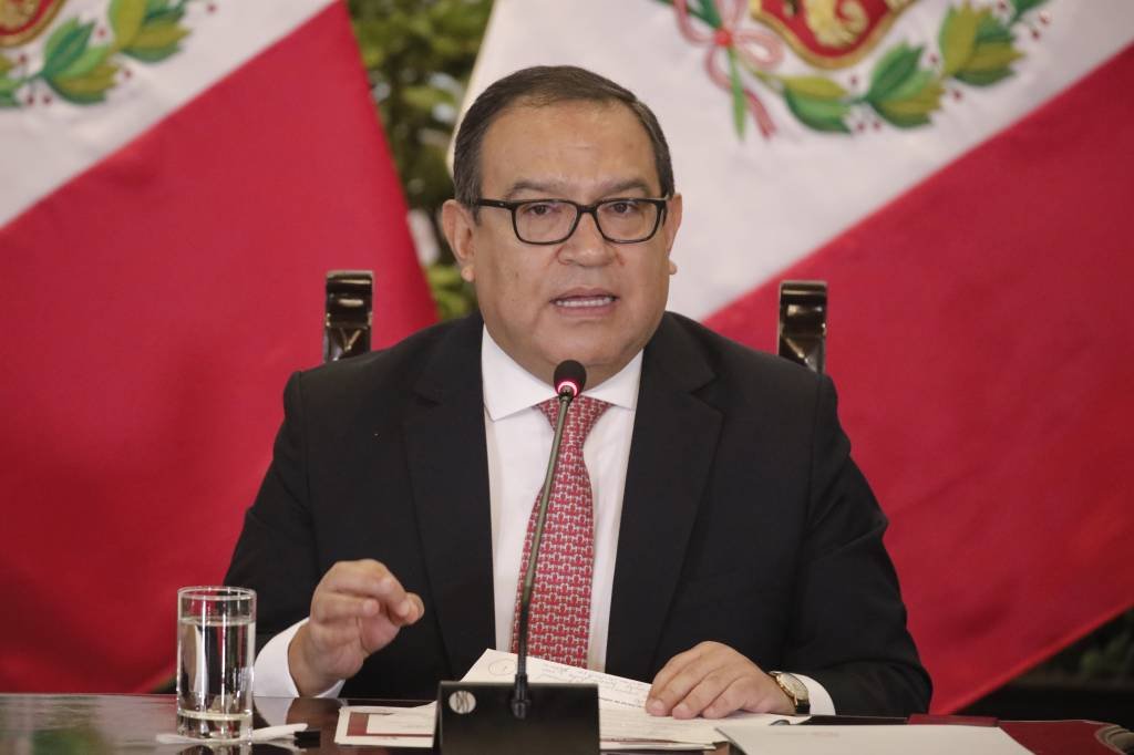 Primeiro-ministro do Peru renuncia após suposto tráfico de influência