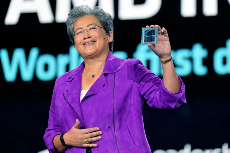 Presidente e CEO, Dra. Lisa Su, exibe um instinto ADM: China proibiu chips de fabricante em PCs do governo (Photo by David Becker/Getty Images/Getty Images)