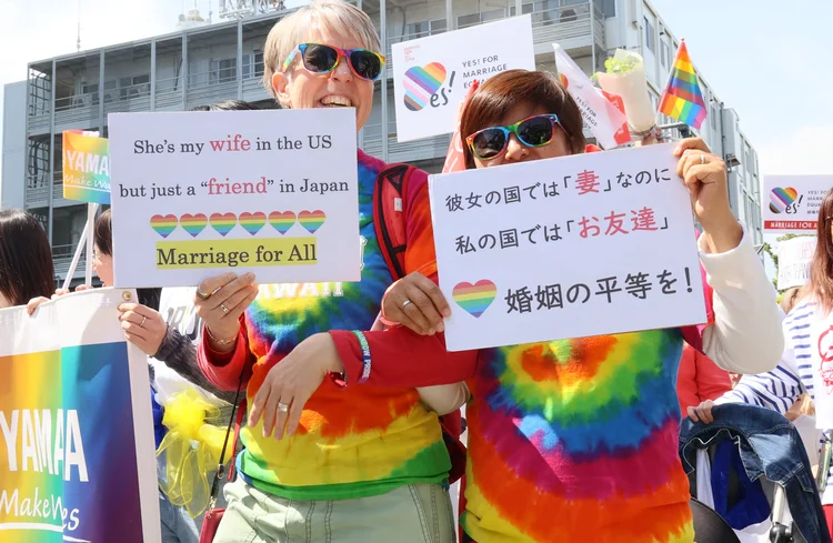 Ativistas participam de marcha pelos direitos gays em Tóquio no ano passado