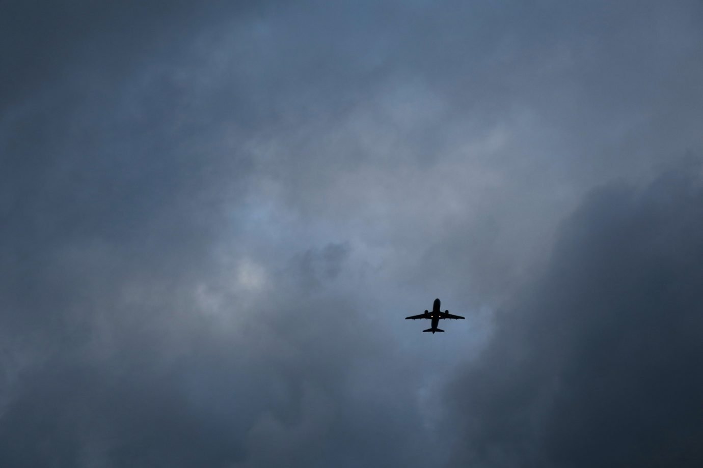Quais são as rotas aéreas com mais turbulência do mundo? Veja ranking