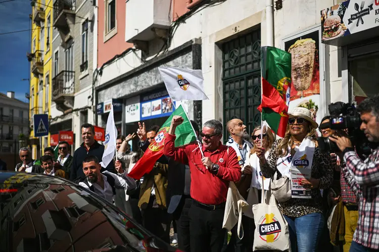 Portugal: crescimento da ultradireita é dado como certo e atrai brasileiros dentro e fora do país. (	PATRICIA DE MELO MOREIRA /Getty Images)